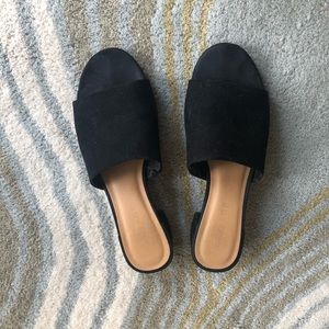 Rampage black slides size 8